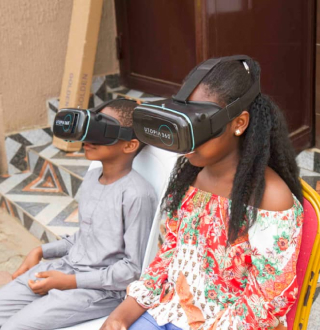 2 children with VR headset